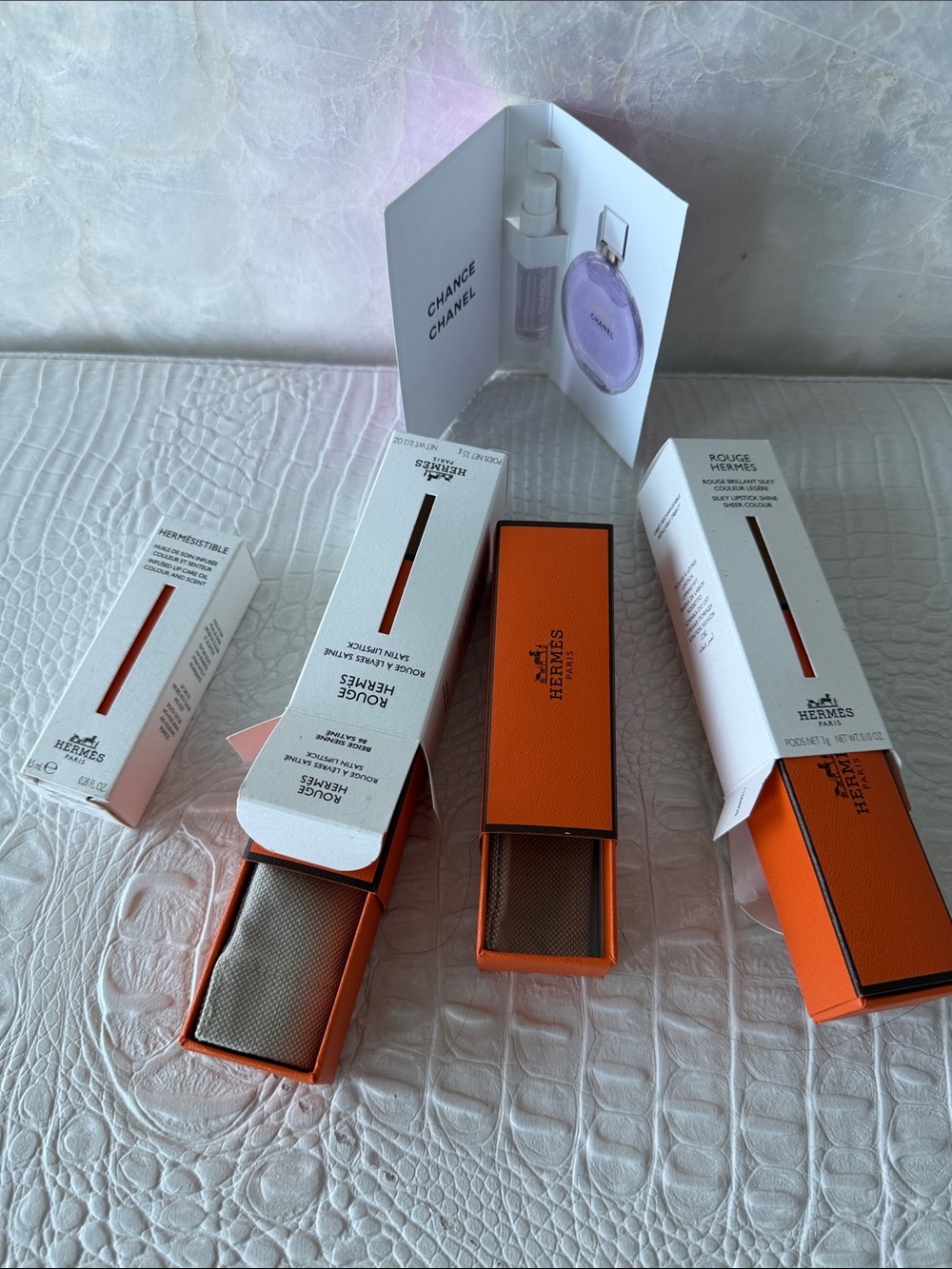 Hermès Orange Lipstick Boxes with Chanel Chance Card ( sample) - Picture 5 of 8